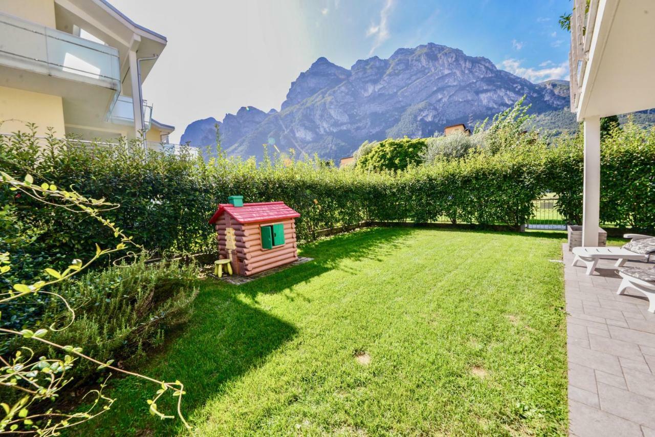 Private Garden In Paradise Buitenkant foto